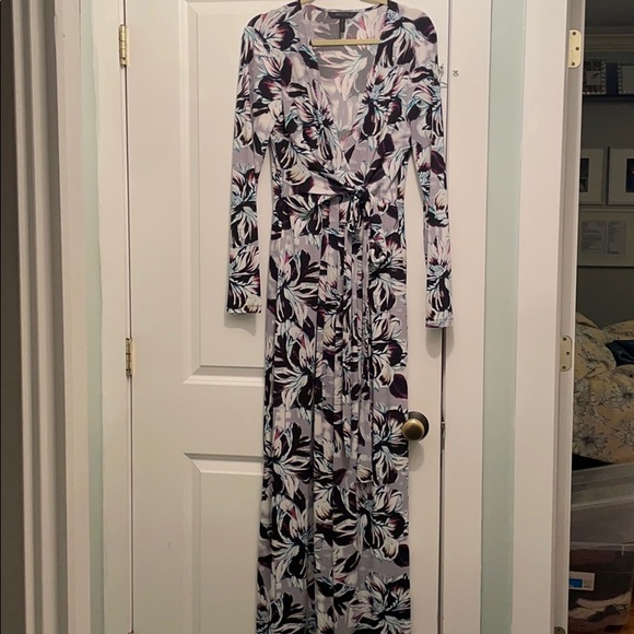 BCBGMaxAzria Dresses & Skirts - BCBG long flower dress. Size L